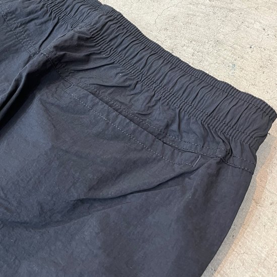 MADE BLANKS-WARM UP NYLON PANTS(BLACK) メイドブランクス ナイロン