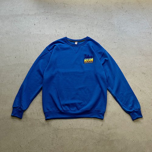LOCKER ROOM-YOU MUST RUN CHAPTER 2 CREW NECK SWEAT(ROYAL)<img class='new_mark_img2' src='https://img.shop-pro.jp/img/new/icons5.gif' style='border:none;display:inline;margin:0px;padding:0px;width:auto;' />