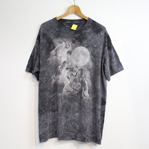 LR SELECT VINTAGE ANIMAL-THE MOUNTAIN 3WOLF T-SHIRT (BLACK/TIE DYE)<img class='new_mark_img2' src='https://img.shop-pro.jp/img/new/icons5.gif' style='border:none;display:inline;margin:0px;padding:0px;width:auto;' />