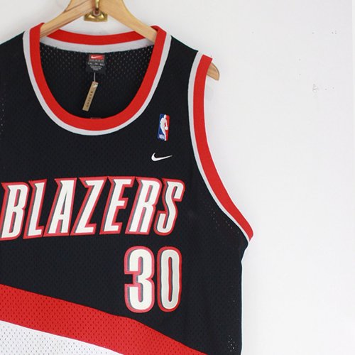 LR SELECT VINTAGE SPORTS - NIKE NBA JERSEY BLAZEZRS #30 WALLACE<img class='new_mark_img2' src='https://img.shop-pro.jp/img/new/icons5.gif' style='border:none;display:inline;margin:0px;padding:0px;width:auto;' />