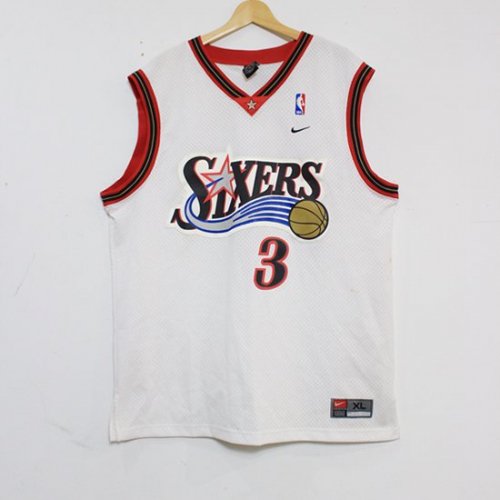 LR SELECT VINTAGE SPORTS - 00'S NIKE NBA SWINGMAN JERSEY 76ers #3 IVERSON<img class='new_mark_img2' src='https://img.shop-pro.jp/img/new/icons5.gif' style='border:none;display:inline;margin:0px;padding:0px;width:auto;' />