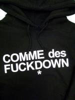 COMME des FUCK DOWN -HOODIE(BLACK)<img class='new_mark_img2' src='https://img.shop-pro.jp/img/new/icons5.gif' style='border:none;display:inline;margin:0px;padding:0px;width:auto;' />