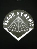 BLACK PYRAMID -S/S T SHIRT(BLACK)<img class='new_mark_img2' src='https://img.shop-pro.jp/img/new/icons5.gif' style='border:none;display:inline;margin:0px;padding:0px;width:auto;' />