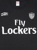 LOCKERS by.CDIII SPORT -FLY LOCKERS S/S T-SHIRT(BLACK)<img class='new_mark_img2' src='https://img.shop-pro.jp/img/new/icons5.gif' style='border:none;display:inline;margin:0px;padding:0px;width:auto;' />