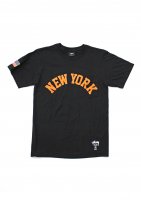  STUSSY - NEW YORK PKT S/S T-SHIRT(BLACK)<img class='new_mark_img2' src='https://img.shop-pro.jp/img/new/icons5.gif' style='border:none;display:inline;margin:0px;padding:0px;width:auto;' />