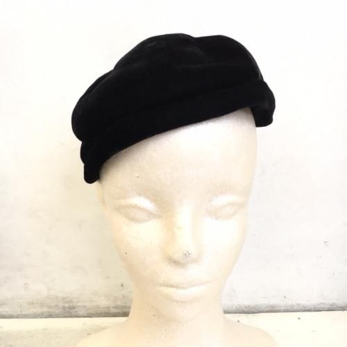 アメリカ古着 Vintage Capulets ヘッドドレス 黒ベロア ヨーロッパやアメリカのヴィンテージ古着なら 古着屋chupa アメリカ古着 Vintage Capulets ヘッドドレス 黒ベロア ヨーロッパやアメリカのヴィンテージ古着なら 古着屋chupa