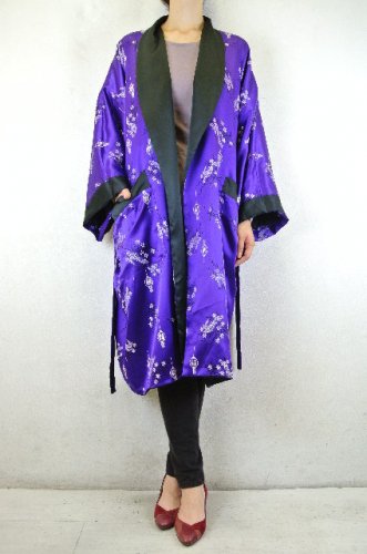 ヨーロッパ古着　リバーシブル　刺繍チャイナガウン　黒×紫 - ヨーロッパやアメリカのヴィンテージ古着なら｜古着屋ChuPa