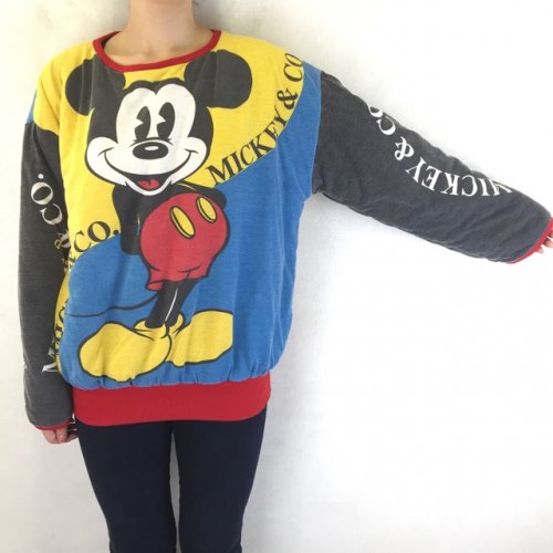 アメリカ古着 MICKEY＆CO. ミッキー総柄 中綿リバーシブルスウェット