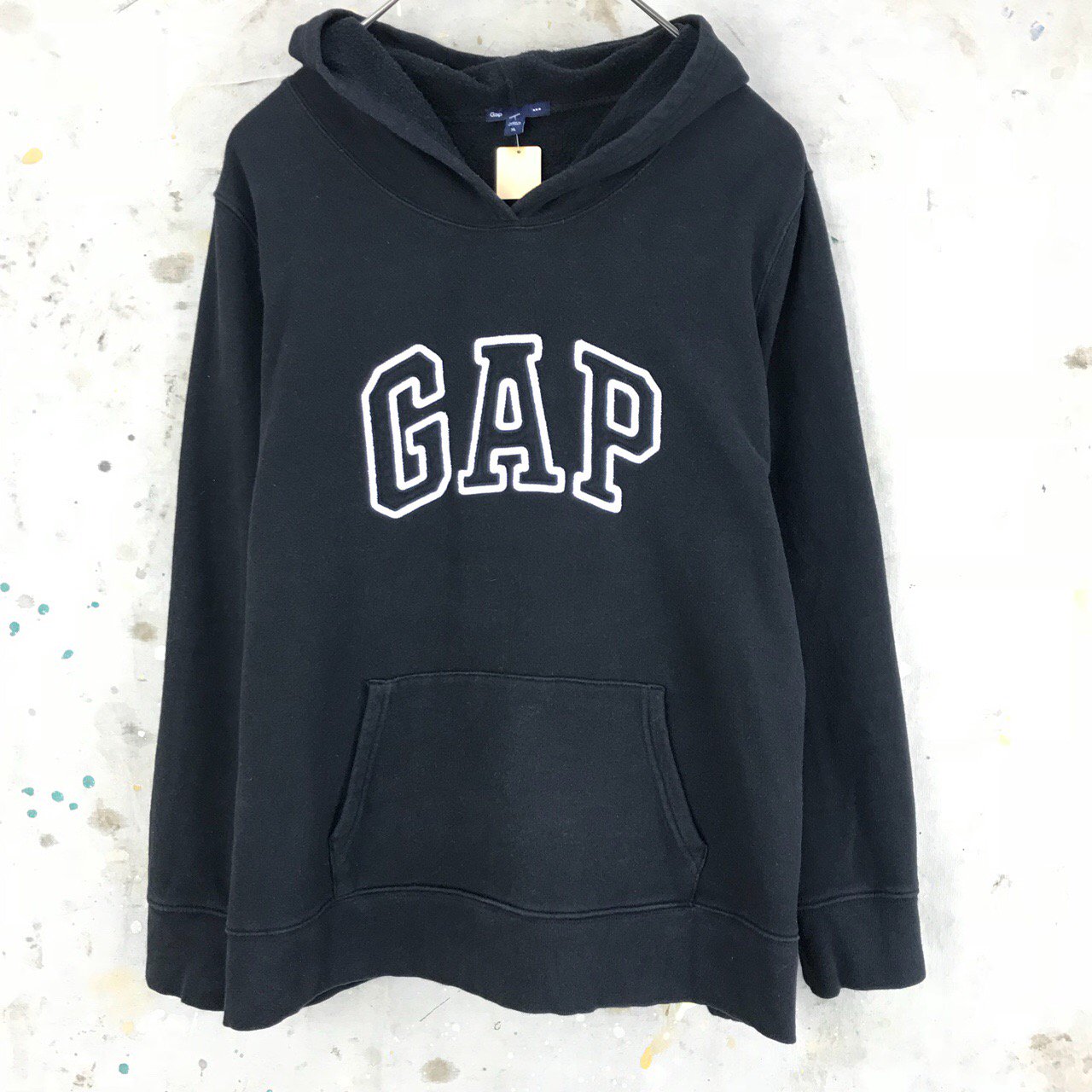 アメリカ古着 GAP ロゴ スウェットパーカー 黒×白 - ヨーロッパや