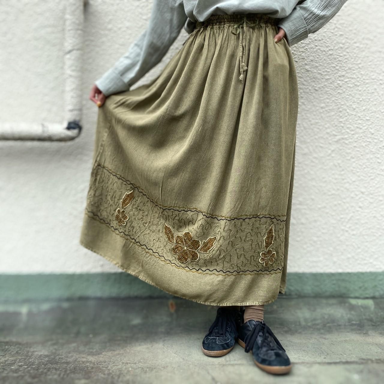 アメリカ古着 OLD インドレーヨン 刺繍 スカート - ヨーロッパや
