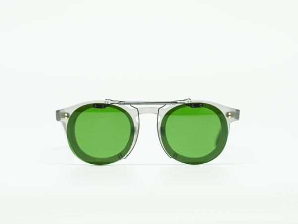 Clip on sunglass for MEGANEROCK - Playmountain