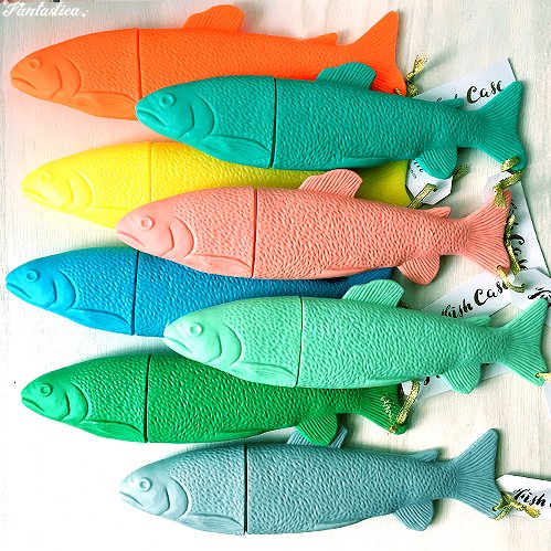 フィッシュケース Lサイズ Fish Case L size プラスチックのお魚ケース