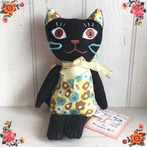 ナタリー・レテ】限定商品 ミニ・ドール シャシャン キャット 黒猫のぬいぐるみ人形