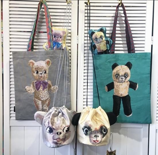 ナタリー・レテ】サテン・ドローストリング・バッグ パンダ パンダ