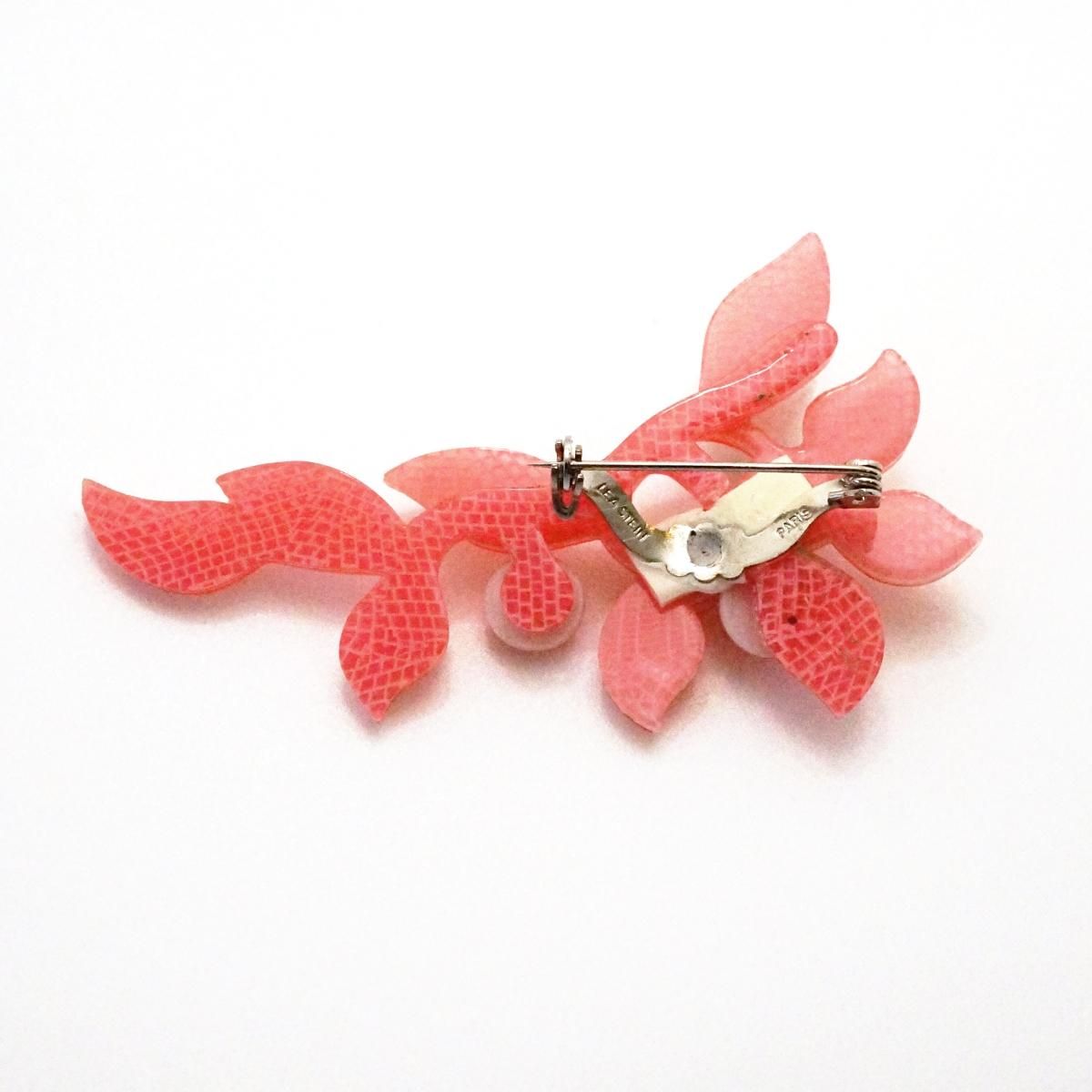 LEA STEIN リアスタン ブローチ ブルーベリー