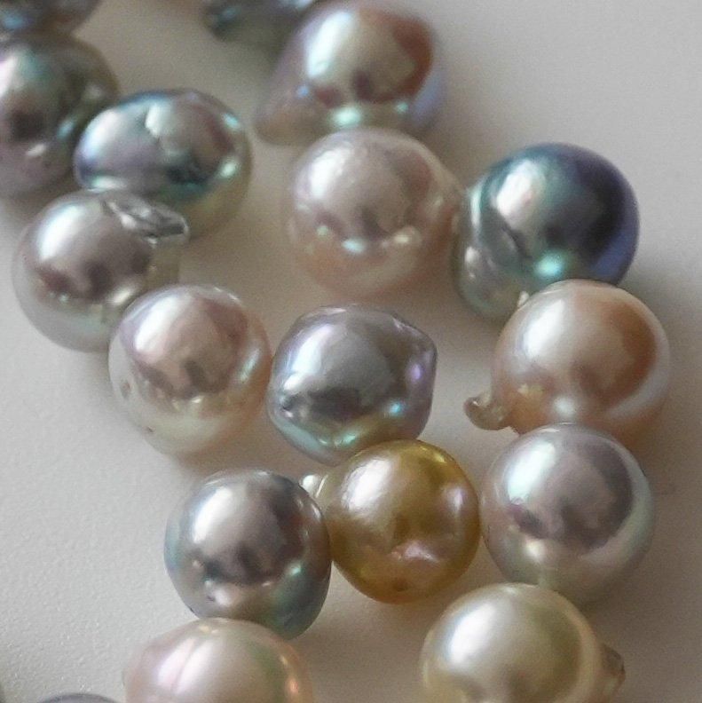 ラヴェル（タドポールバロックパールのネックレス マルチカラー）