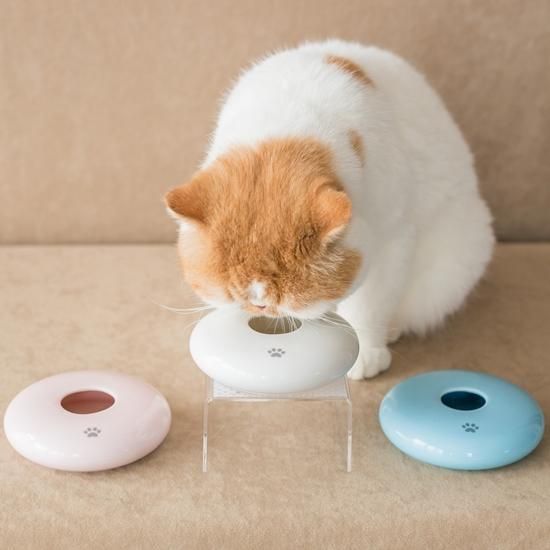 日本製 いつでも美しく ウォーターポッド 水飲み器 3色セット 猫用品のkocka コシュカ おしゃれな猫ベッドや猫雑貨など猫用品の専門店 日本製 いつでも美しく ウォーターポッド 水飲み器 3色セット 猫用品のkocka コシュカ おしゃれな猫ベッドや猫雑貨など猫用品の専門店
