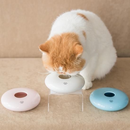 日本製 いつでも美しく ウォーターポッド 水飲み器 3色セット 猫用品のkocka コシュカ おしゃれな猫ベッドや猫雑貨など猫用品の専門店