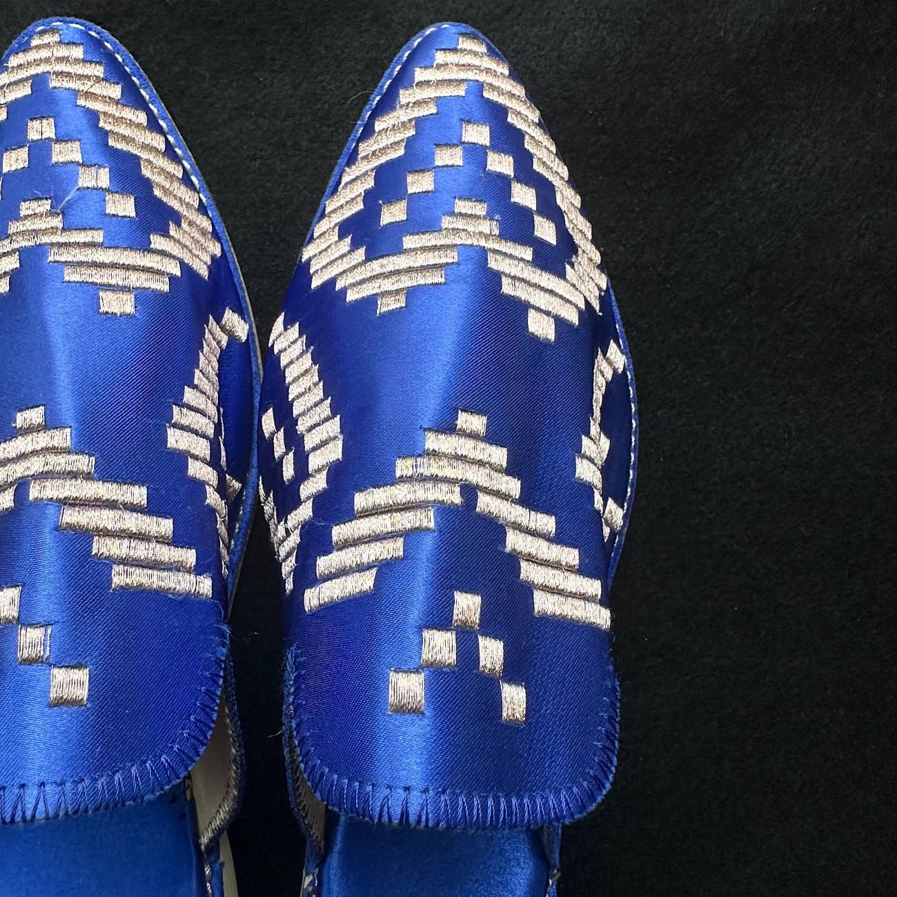 Satin embroidered shoes - 12号室