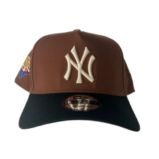 <img class='new_mark_img1' src='https://img.shop-pro.jp/img/new/icons50.gif' style='border:none;display:inline;margin:0px;padding:0px;width:auto;' />NEW ERA ˥塼 940 YANKEES 940󥭡 BROWN/BLACK