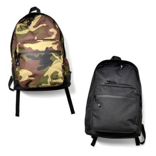 <img class='new_mark_img1' src='https://img.shop-pro.jp/img/new/icons50.gif' style='border:none;display:inline;margin:0px;padding:0px;width:auto;' />Lafayette NYLON BACK PACK