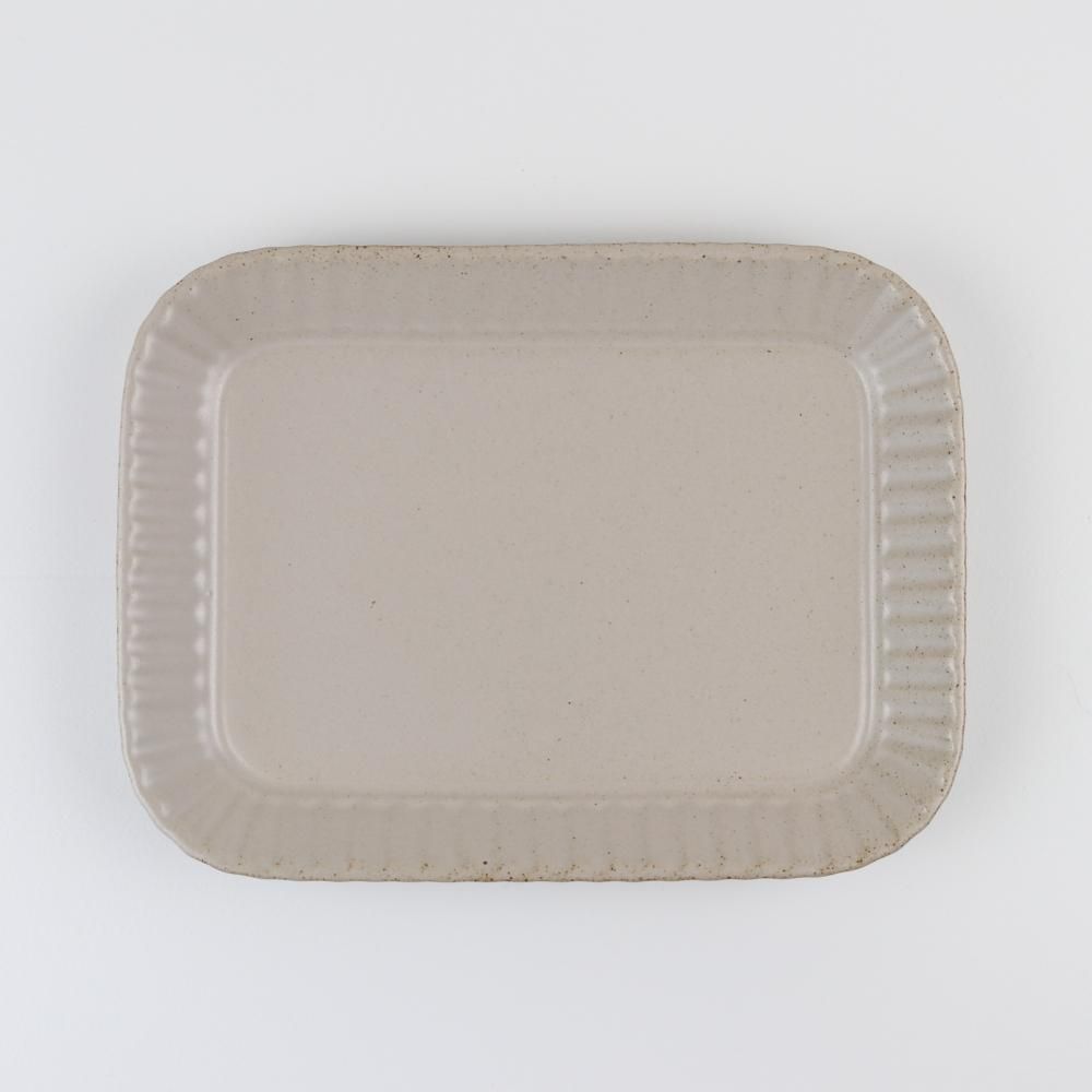 プリーツ長皿（ピンク） - カネアオ