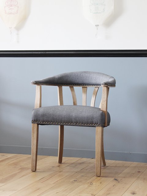 <img class='new_mark_img1' src='https://img.shop-pro.jp/img/new/icons47.gif' style='border:none;display:inline;margin:0px;padding:0px;width:auto;' />arm chair(アームチェア)