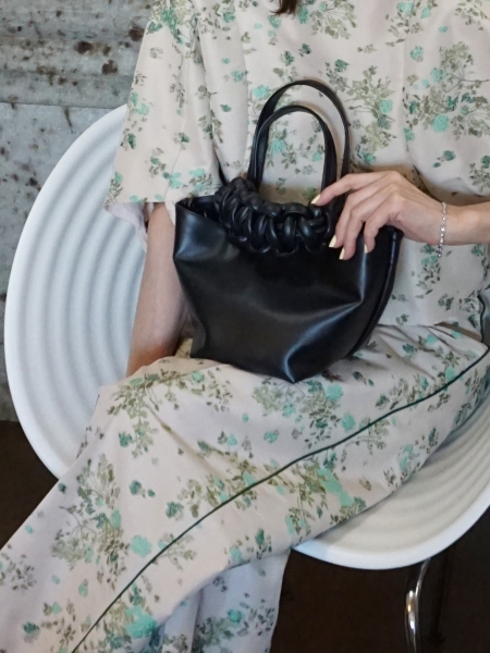  sagan vienna bucket bag