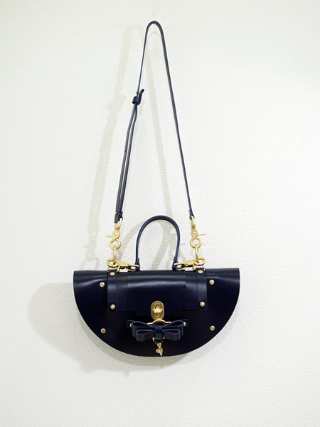 【新品】niels peeraer bow buckle bag