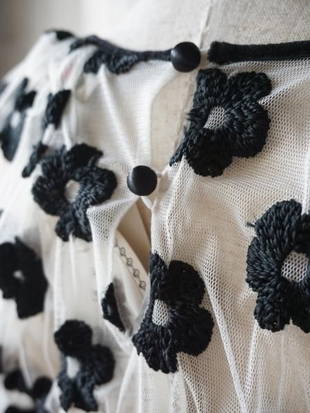 leur logette ルールロジェットアートフラワー刺繍トップOF