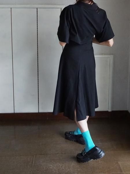 AKIKOAOKIアキコアオキtwisted polo- BELA VISTA Since1989