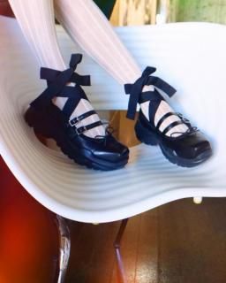 AKIKOAOKI shoes 塼Giselle faux leather Black sale