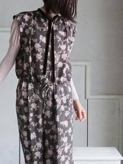 leur logette 롼å room flower cupra print top