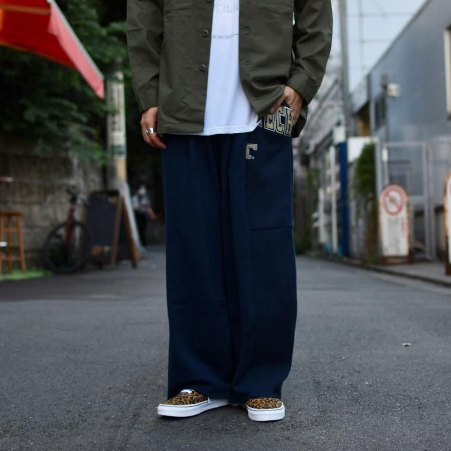 (77circa) MAKE CUTBACK WIDE SWEAT PANTS