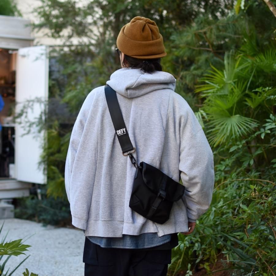ナナナナサーカ(77circa) MAKE WIDE CUTBACK ZIP HOODY ナナナナサーカ(77circa) MAKE WIDE CUTBACK ZIP HOODY
