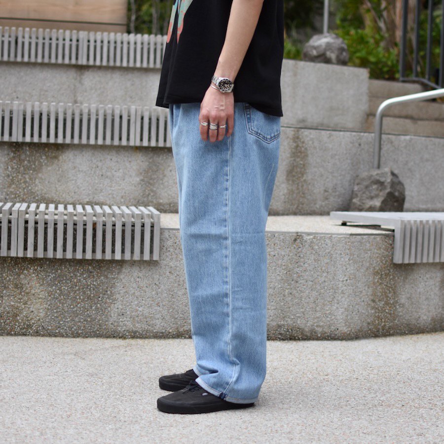 ( THRIFTY LOOK ) Levi's 550 ONE TUCK BLUE DENIM PANTS