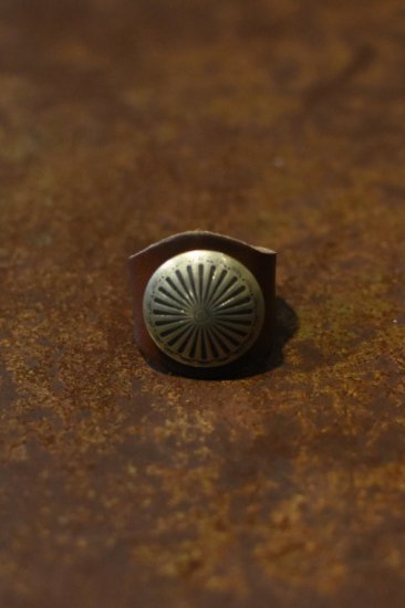 【 YUKETEN 】LEATHER RING NEEDLE POINT ユケテン コンチョレザーリング  MADE IN USA BROWN- エンシニータス