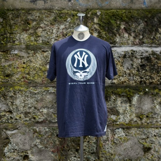 スリフティールック (thrifty look) s/s t-shirts ”GRATEFULL DEAD × New York Yankees
