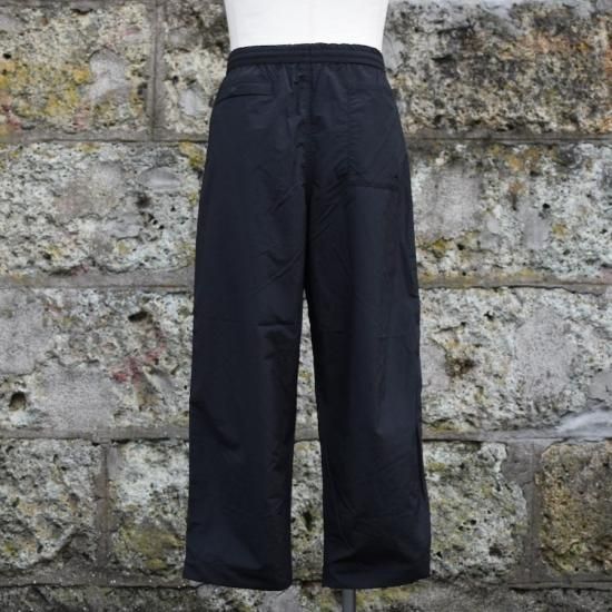 バーラップ アウトフィッター (burlap outfitter) wide track pant 