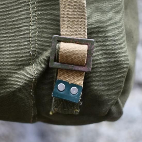 デッドストック (dead stock)ROMANIAN ARMY BREAD BAG WITH BELT