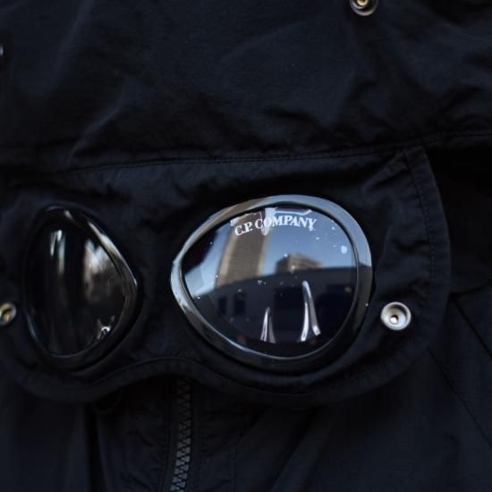 シーピーカンパニー ( C.P. COMPANY ) CHROME-R GOGGLE JACKET