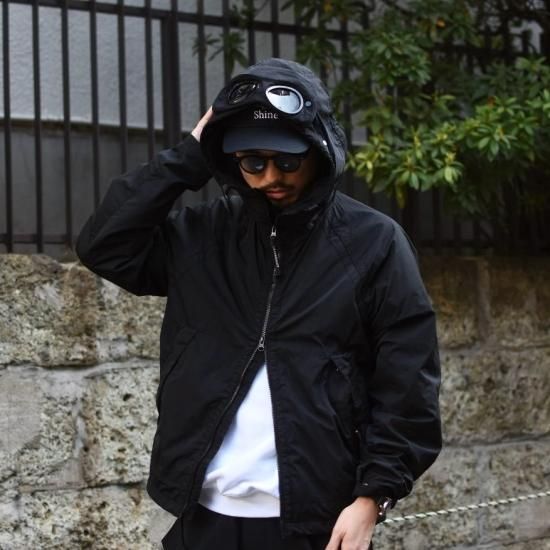 C.P COMPANY GOGGLE JACKET CHROME ジャケット全て平置きでの計測に ...