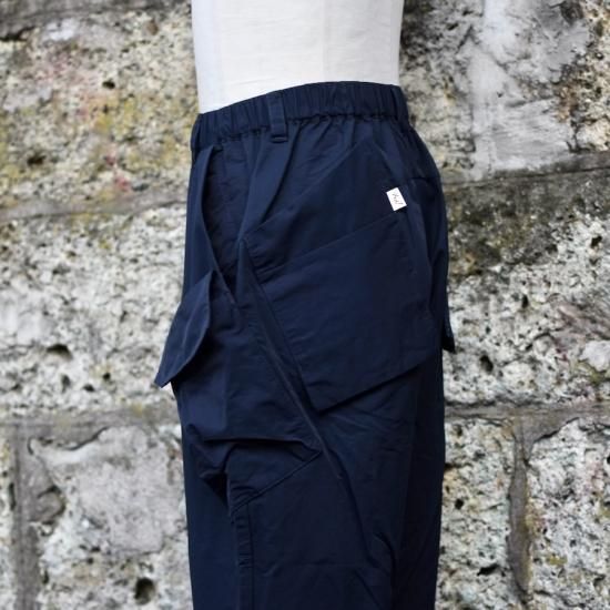シーエムエフアウトドアガーメント ( COMFY OUTDOOR GARMENT