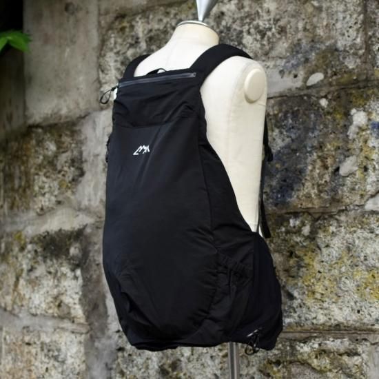 シーエムエフアウトドアガーメント ( CMF OUTDOOR GARMENT ) CMF