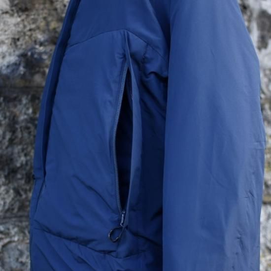 シーエムエフアウトドアガーメント ( CMF OUTDOOR GARMENT ) CMF