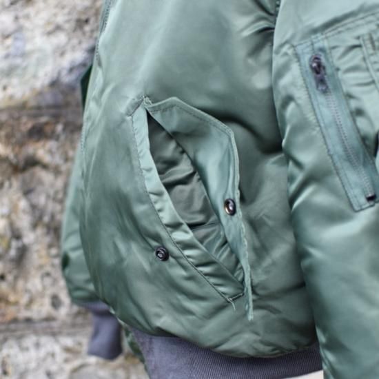 ミリタリー ( military ) U.S MILITARY GREENBRIER DEAD-STOCK MA-1