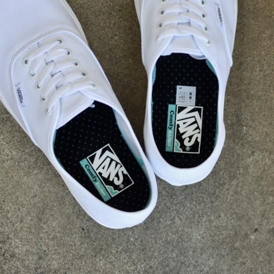 バンズ( VANS ) COMFYCUSH AUTHENTIC / コンフィクッシュ