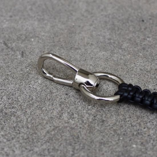 センティ( SENTI FLATTER THE SENSES ) LEATHR BRAID HOOK