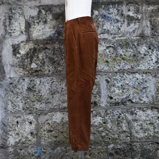 エイチユニット ( H.UNIT ) CORDUROY TWO TUCK TROUSERS