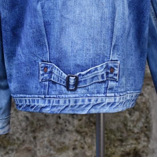 トーキングアバウトジアブストラクション ( TALKING ABOUT THE